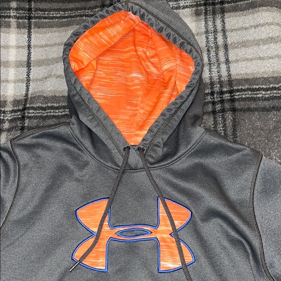 Under Armour Hoodie - Picture 3 of 4